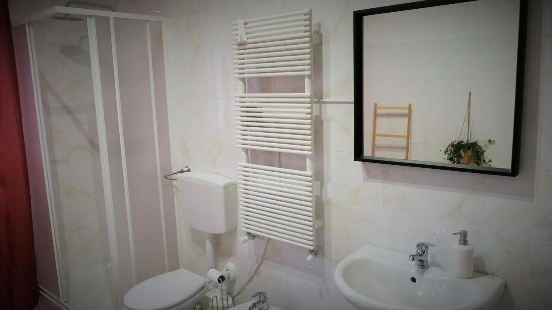 Kamila Guest House Bari Italy