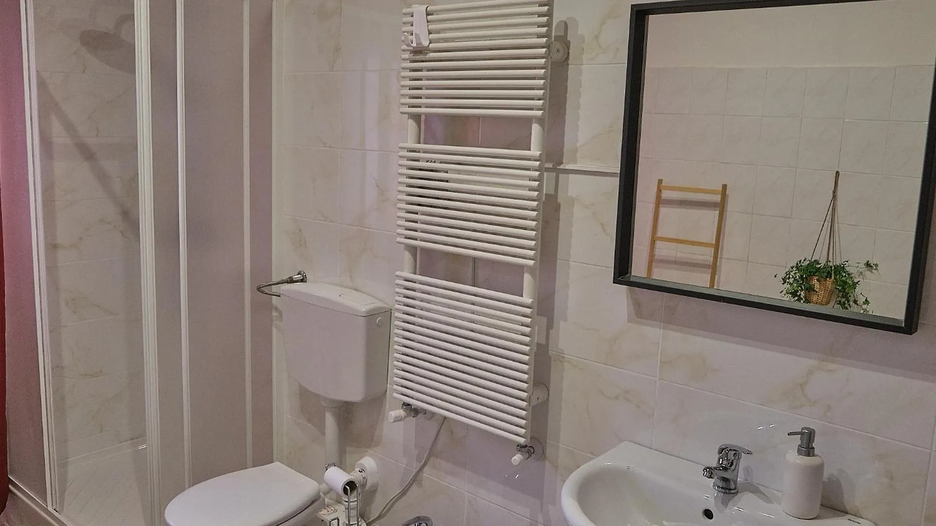 Kamila Guest House Bari